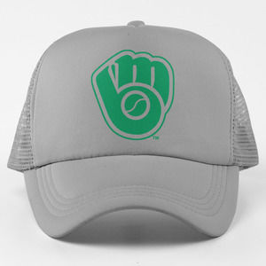 NEW Milwaukee Brewers St Patricks Foam Trucker Snapback Hat GREY